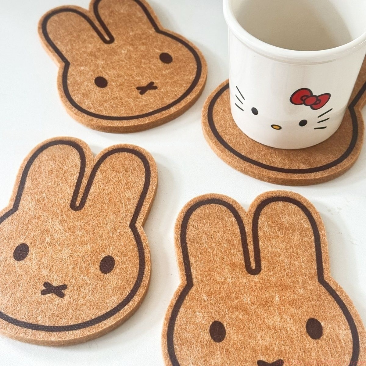 2pcs Miffy Rabbit Coasters Set - Coffee Tea Photos 评论和价格